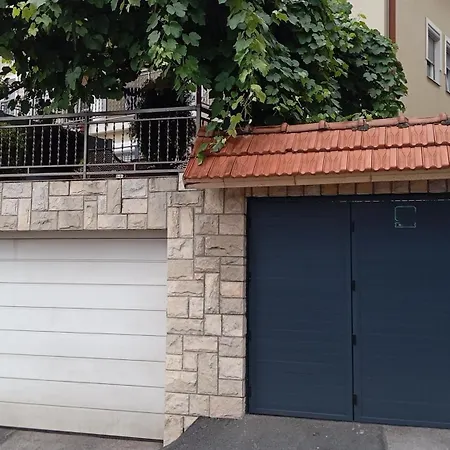 アパート Old Town 3 Bedroom With Garage And Terrace *