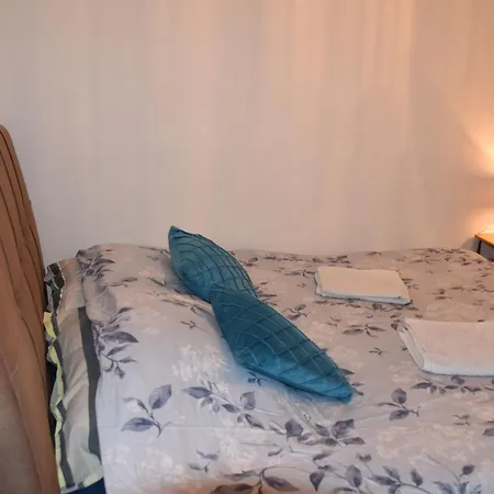Apartment Old Town 3 Bedroom With Garage And Terrace