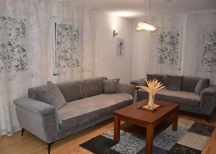 Old Town 3 Bedroom With Garage And Terrace Apartman